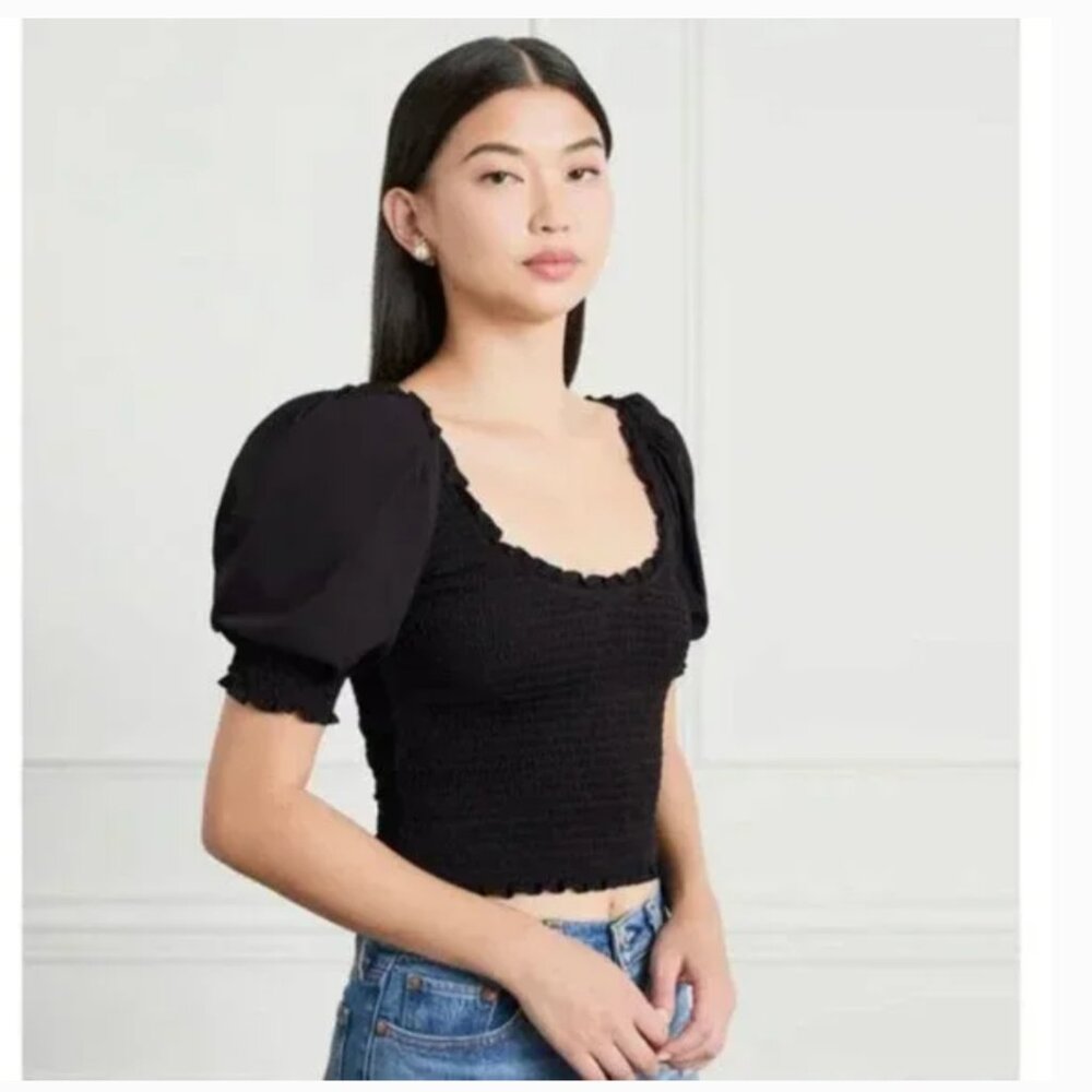 ACCEPTING ALL OFFERS! Black Puff Sleeve Aiko Nap Top Hill House Home Size XL